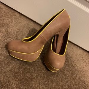 Tan/nude heels